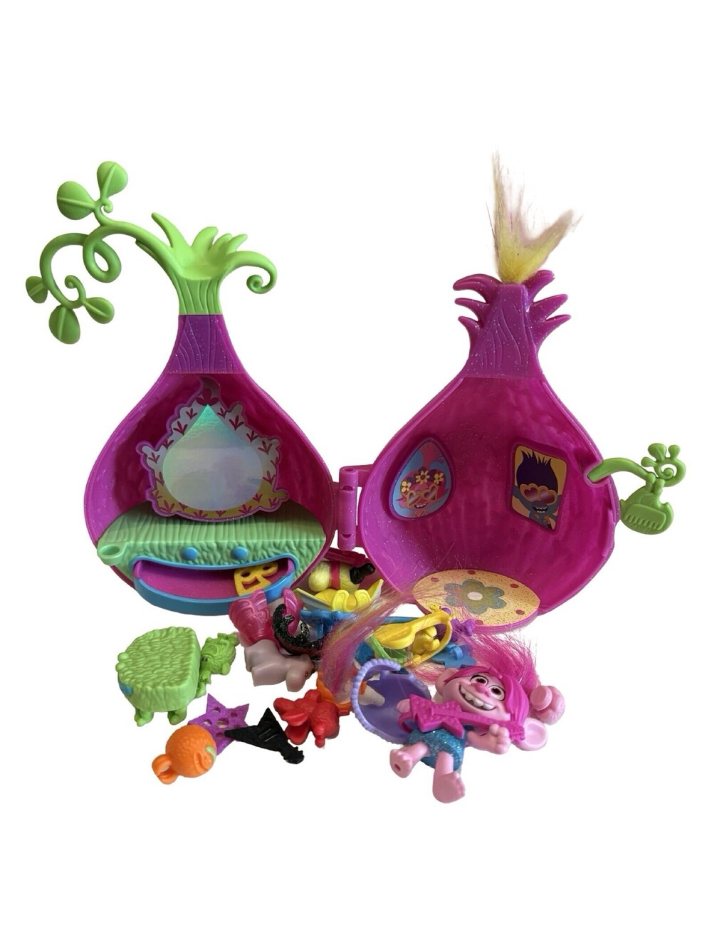 DreamWorks Trolls World Tour Poppy's Stylin' Pod with Poppy Figure Playset